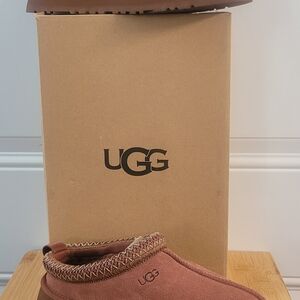 UGG Cozy Suede Slip-On Slippers in Chestnut